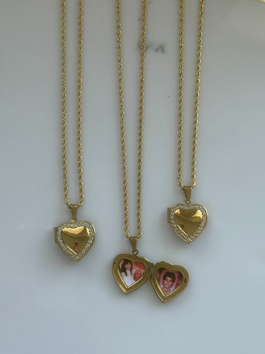 Photo necklace - corazón oro con diamantes (1-2 fotos)